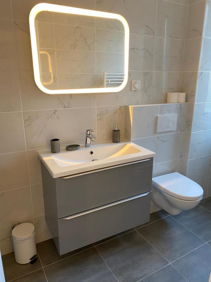 Les Rives Saint Symphorien, Appartements Meubles Longeville-les-Metz Zewnętrze zdjęcie